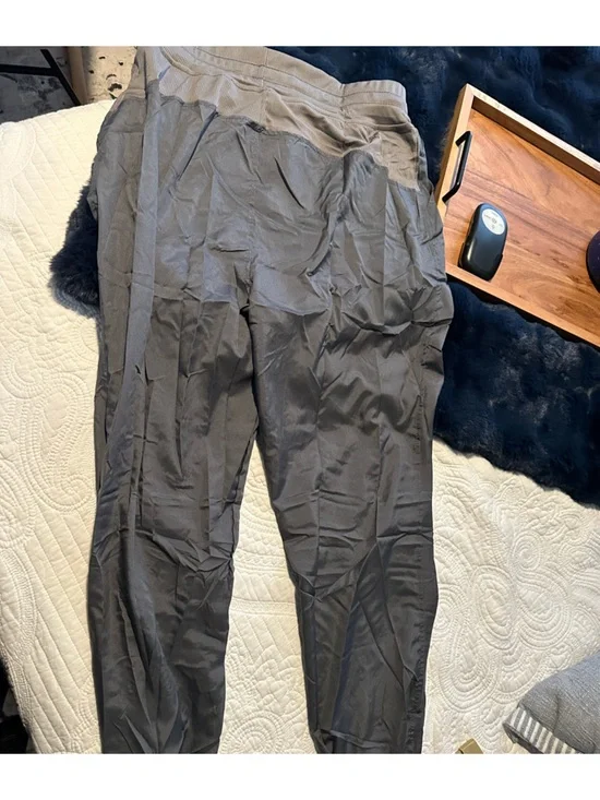 Women dark gray light weight joggers - Picture 3 of 8